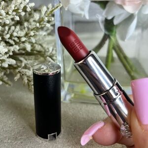 NWOB - Givenchy Le Rouge Interdi Intense Silk Mini Lipstick - 1.5g